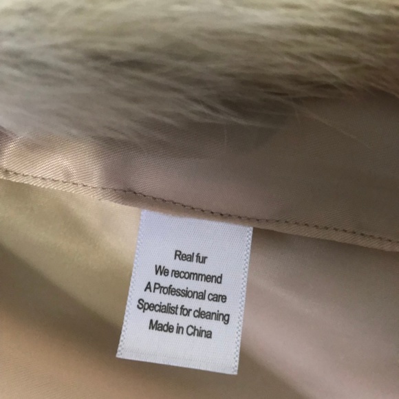 Ray Cassin Gorgeous Fur Vest with Pockets - Picture 3 of 8